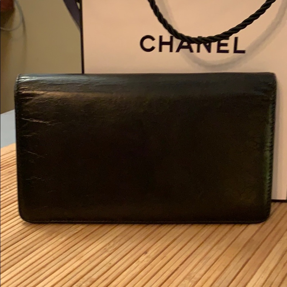 💥1 HOUR SALE💥 💯% Auth “RARE” Chanel Wallet - Picture 2 of 8